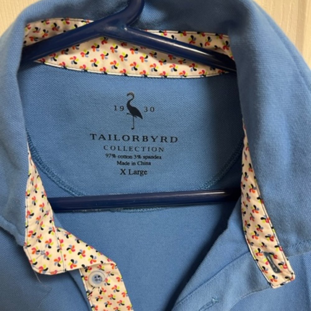 Men's three button shirt